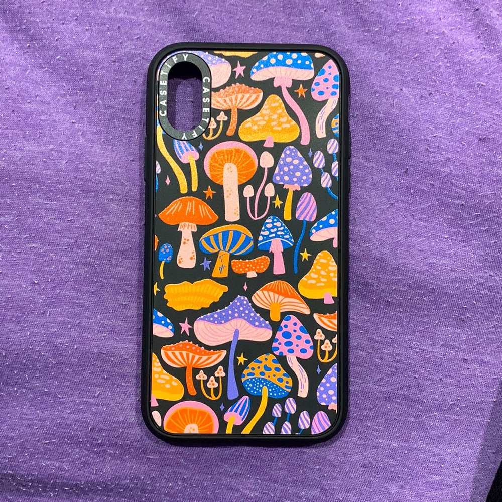 BRAND NEW casetify magic mushrooms iphone X case